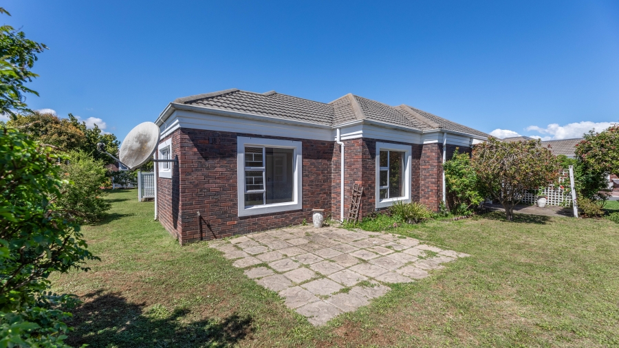 2 Bedroom Property for Sale in Parklands Western Cape